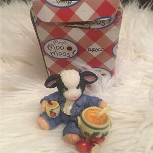 Enesco Mary's Moo Moos Cow Figurine - “Sweet, Warm and wonderful”